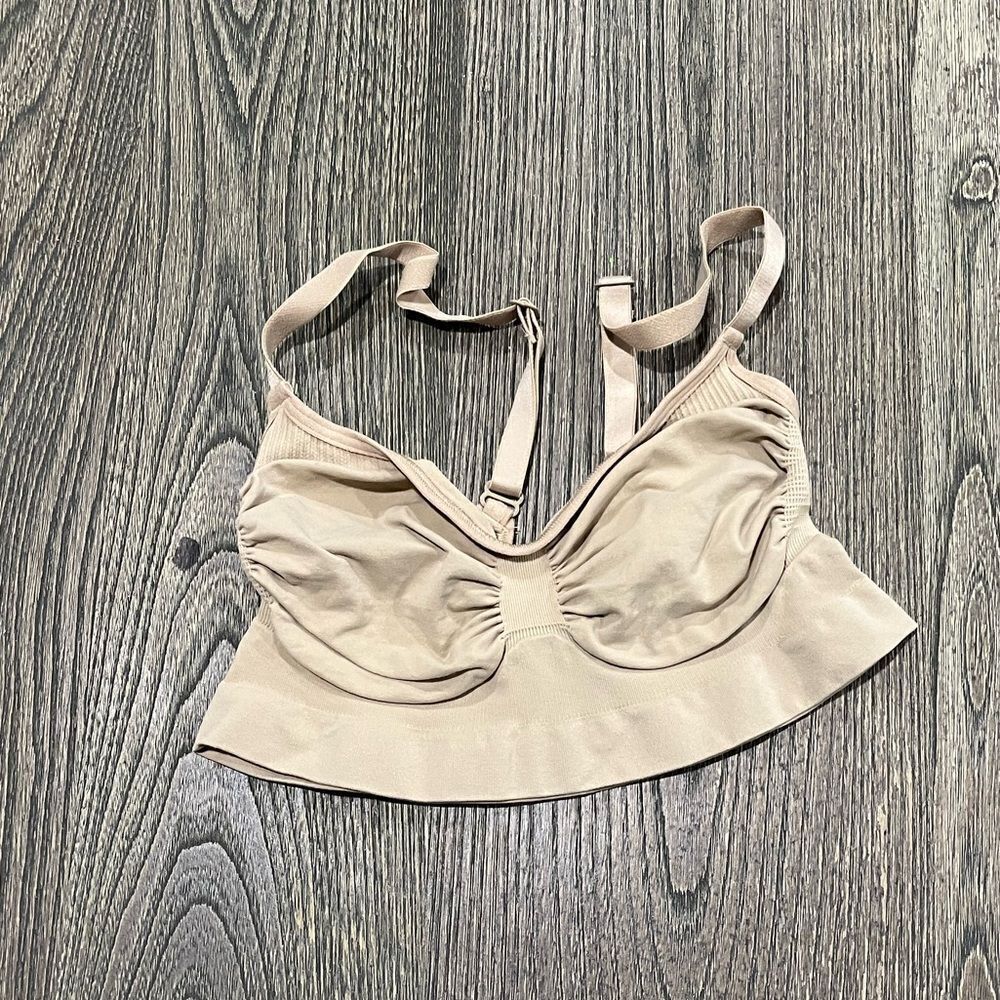 NWOT Skims Seamless Sculpt Bralette Scoop Front Neckline Pullover Sand Size L
